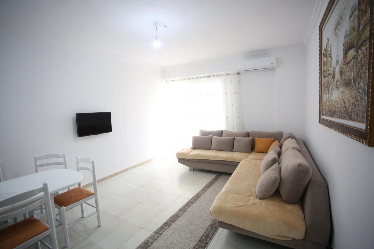 Adriatik Apartment ดูร์เรส ภายนอก รูปภาพ