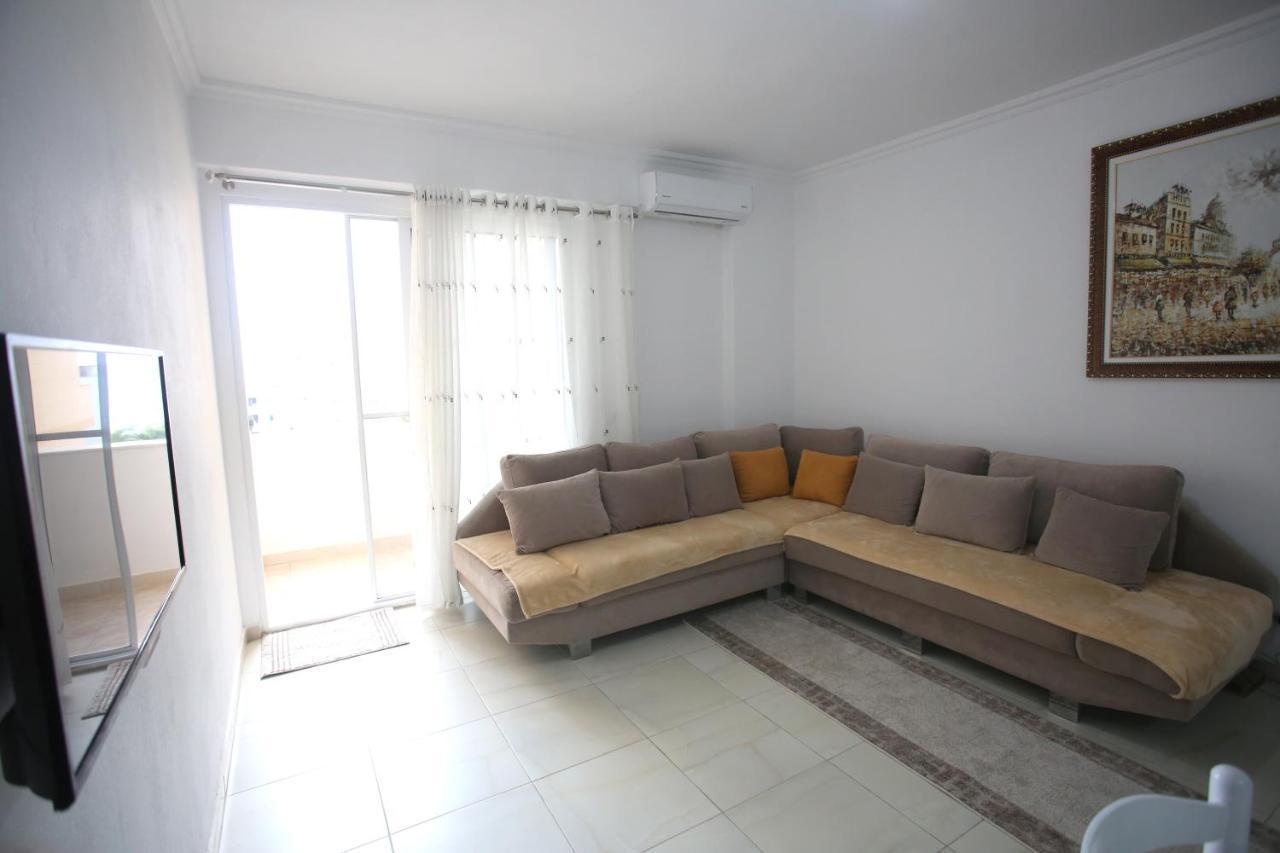 Adriatik Apartment ดูร์เรส ภายนอก รูปภาพ