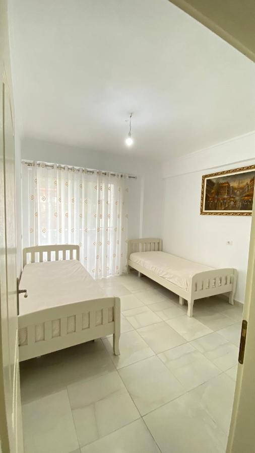 Adriatik Apartment ดูร์เรส ภายนอก รูปภาพ